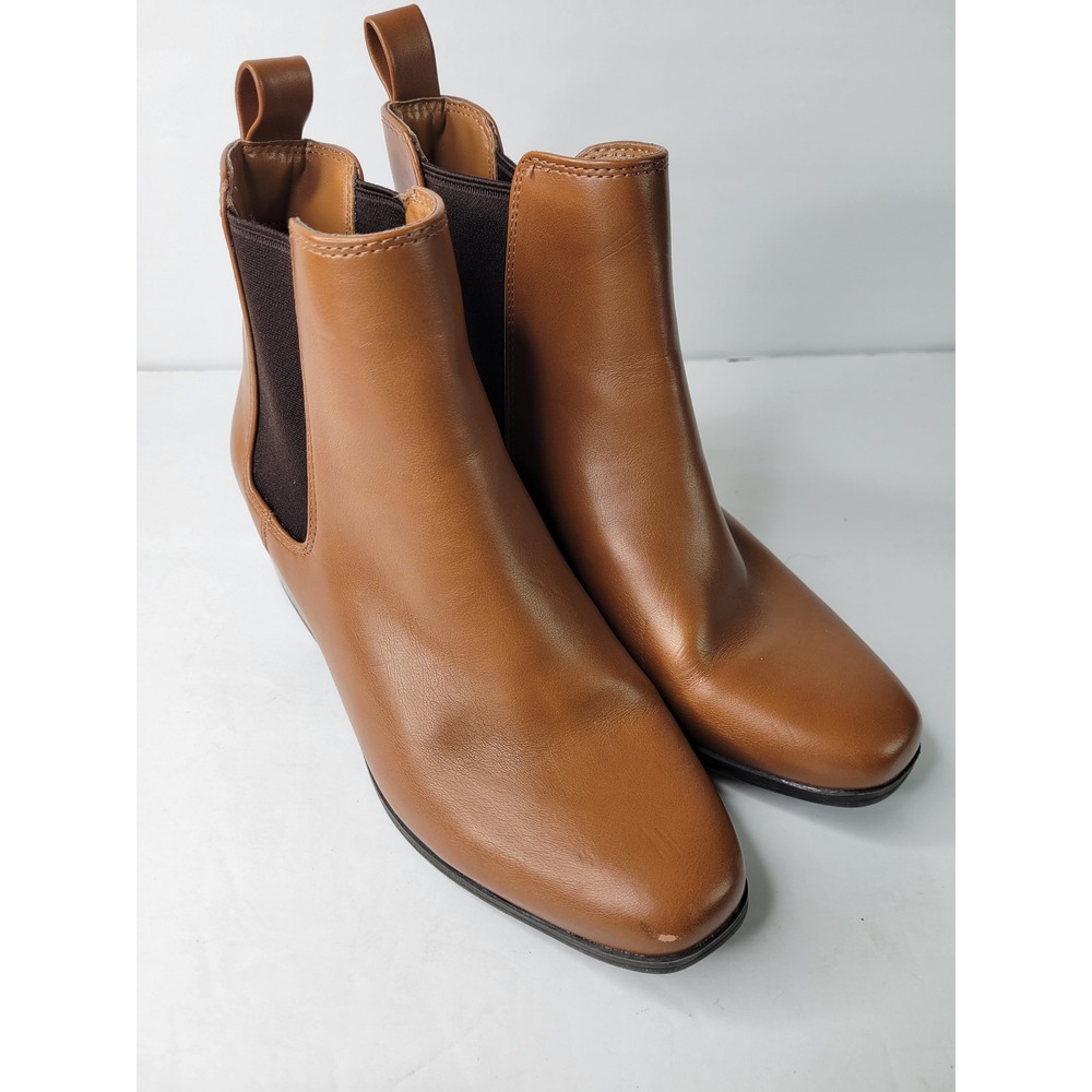 Universal Thread Womens Cognac Brown Chelsea Ankle Boots Low Block Heel Size 7